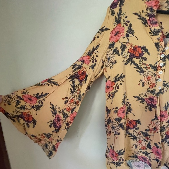 Free people floral blouse - Picture 4 of 4